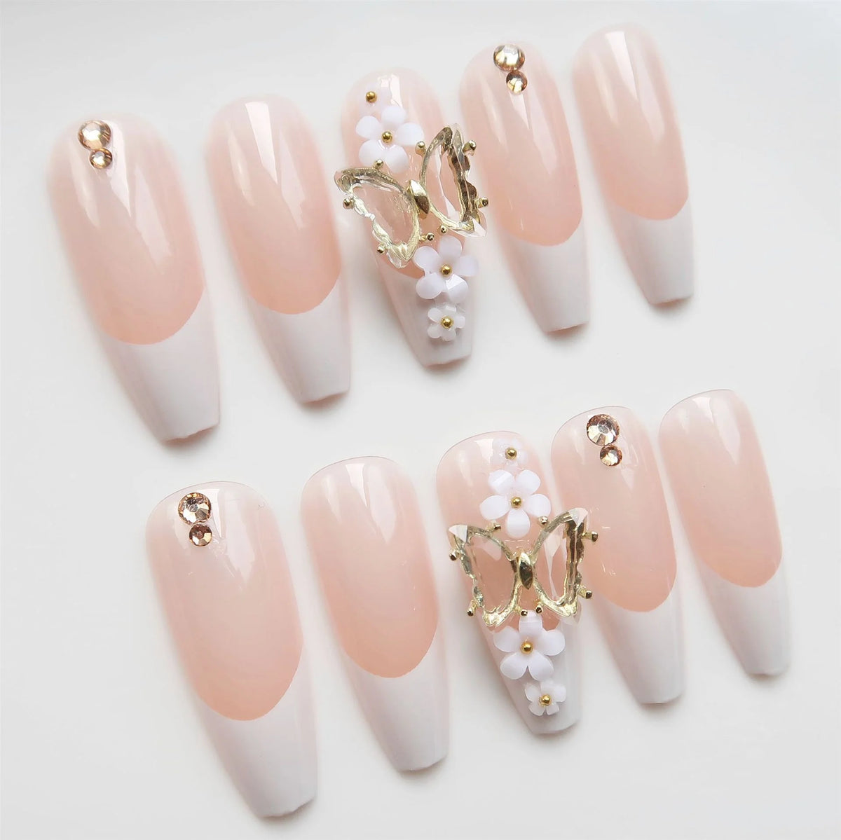 Press-On Nail Set Floral Design Glue-On Long-Lasting