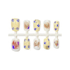 Press-On Nail Set Floral Design & Gold Accents