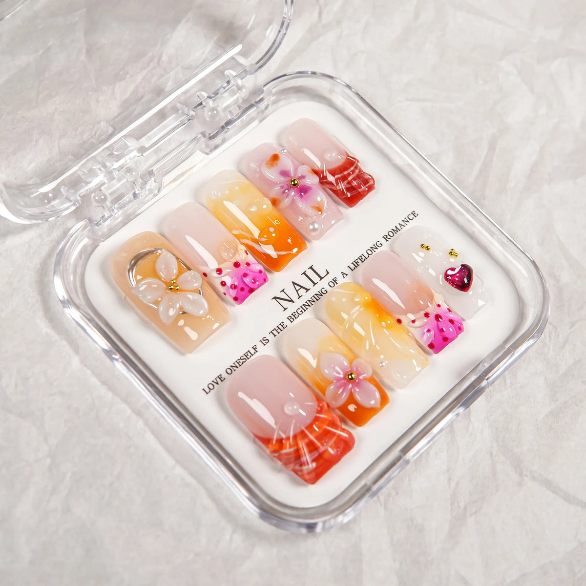 Press-On Nail Set Floral Design Long-Lasting Carrying Case