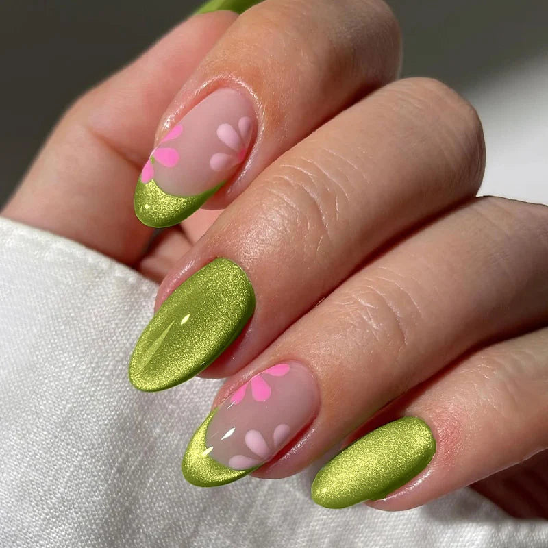 Press-On Nail Set Floral Design Long-Lasting Comfort