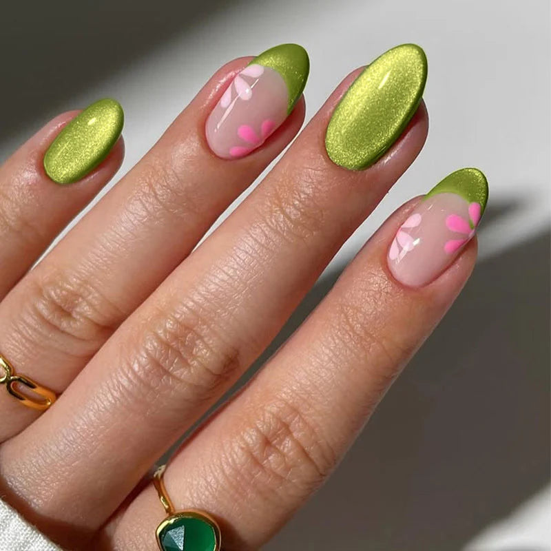 Press-On Nail Set Floral Design Long-Lasting Comfort