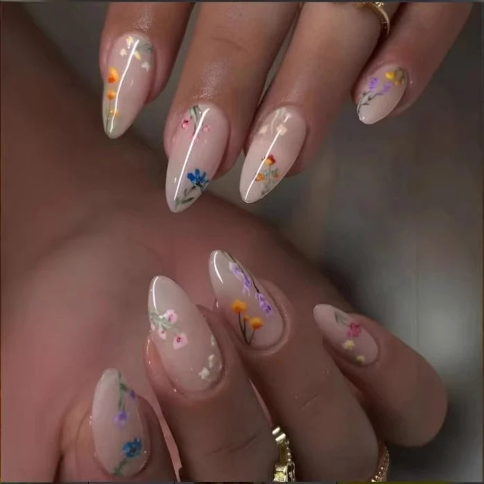 Press-On Nail Set Floral Design Long-Lasting Gloss