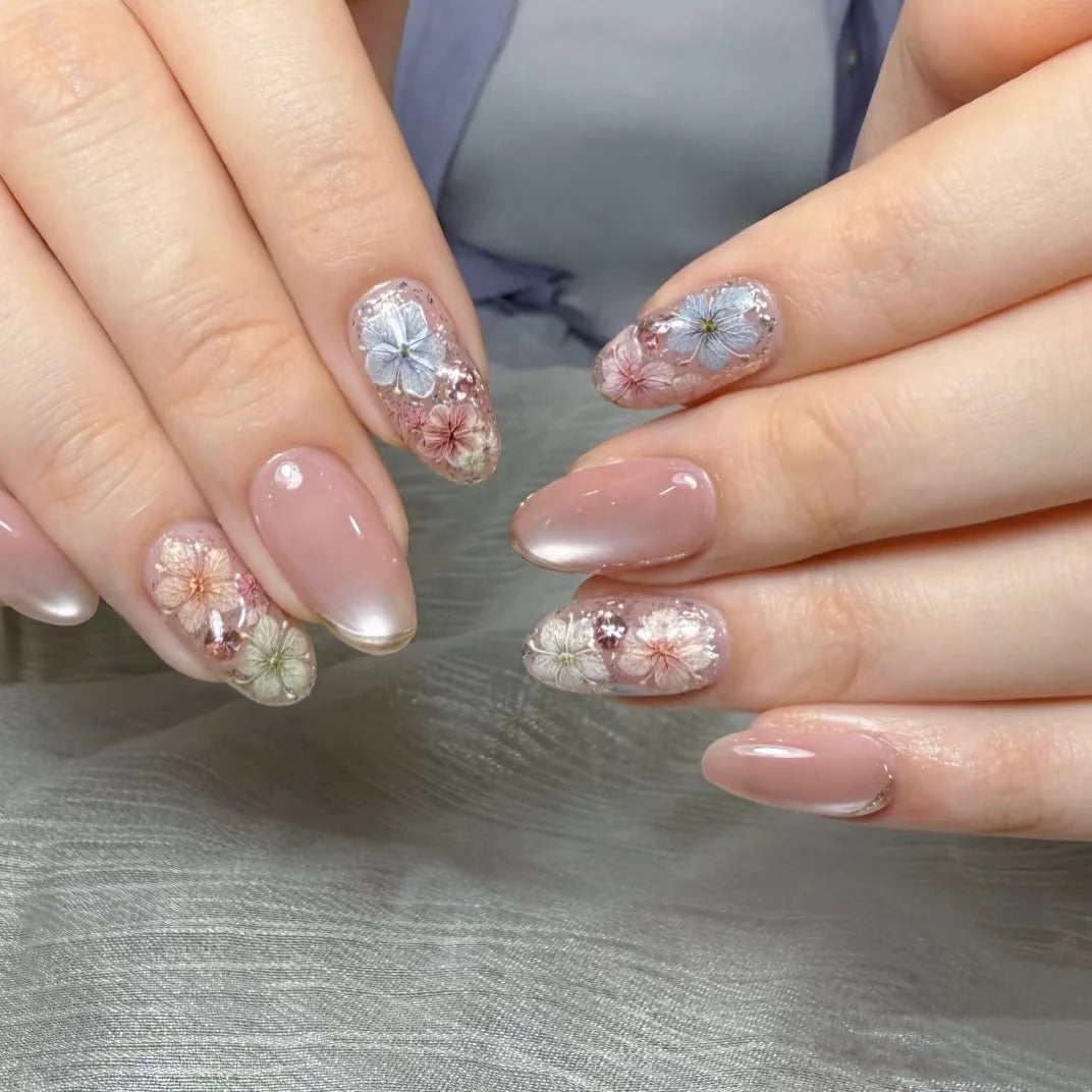 Press-On Nail Set Floral Design & Long-Lasting Wear