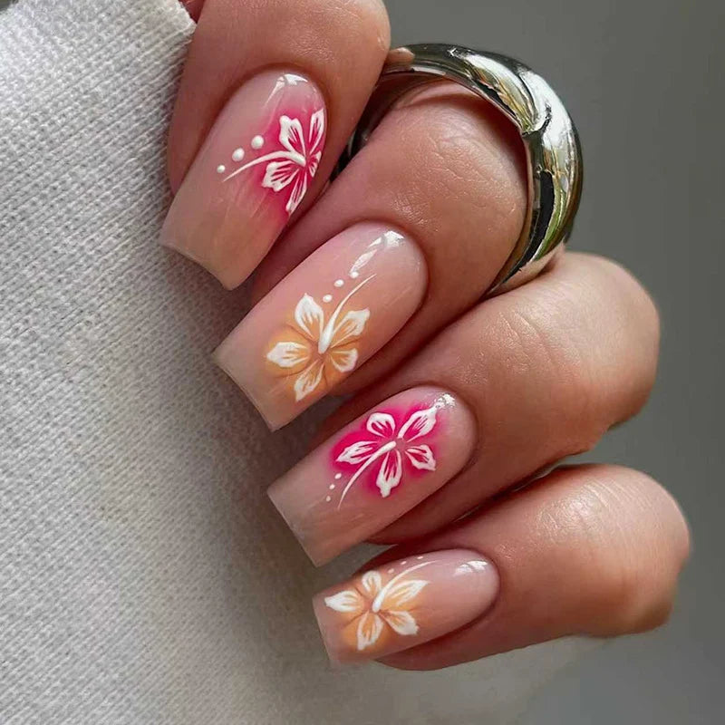 Press-On Nail Set Floral Design Long-Lasting Wear