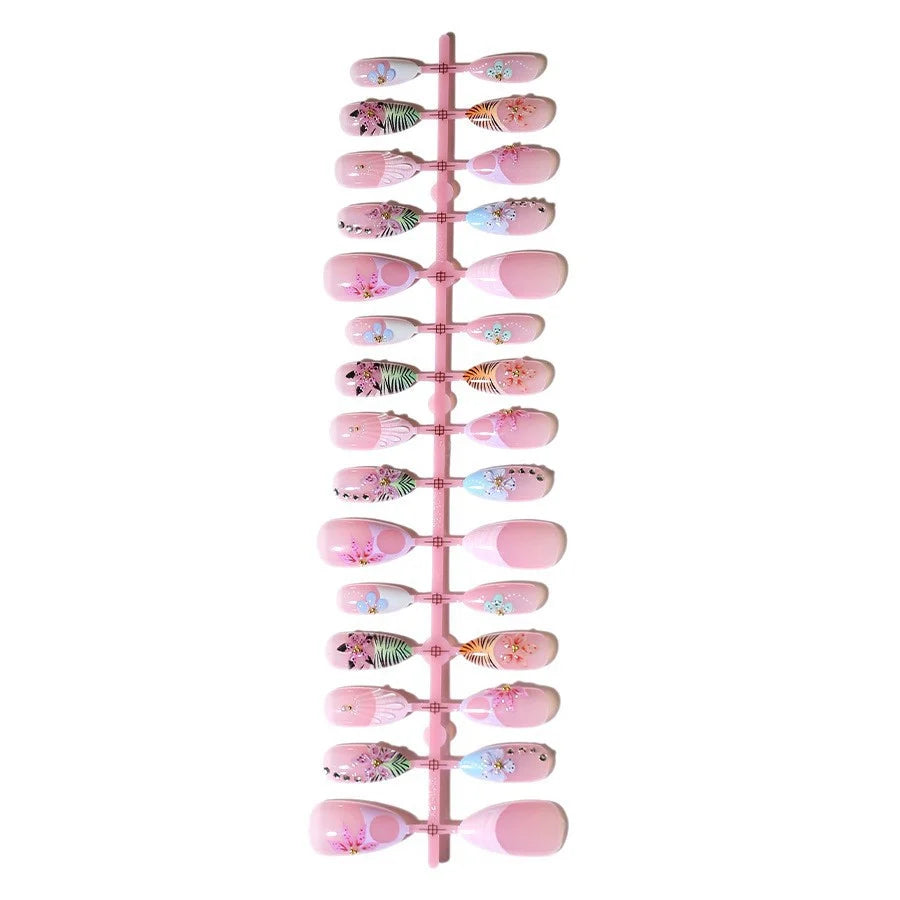 Press-On Nail Set Floral Design & Long-Lasting Wear