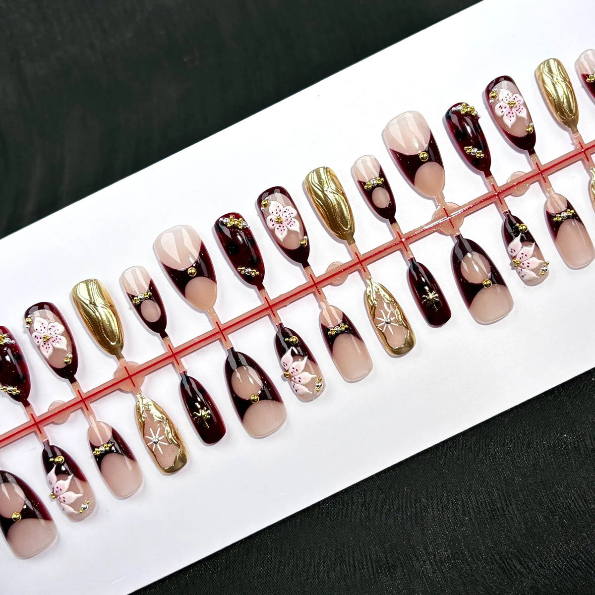 Press-On Nail Set Floral Design No-Glue & Multiple Sizes