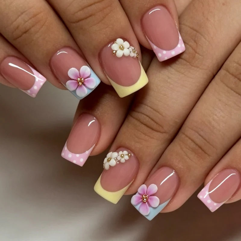 Press-On Nail Set Floral Design No Glue Natural Fit