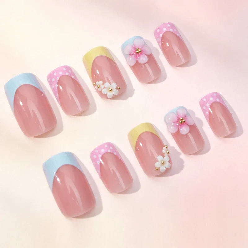 Press-On Nail Set Floral Design No Glue Natural Fit