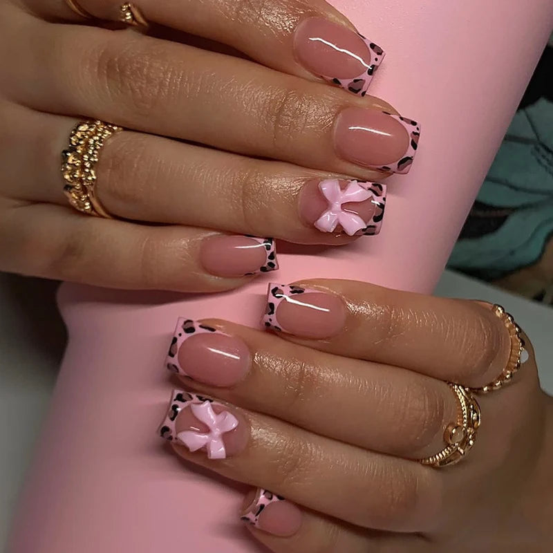 Press-On Nail Set Floral Design Peel & Apply Long-Lasting