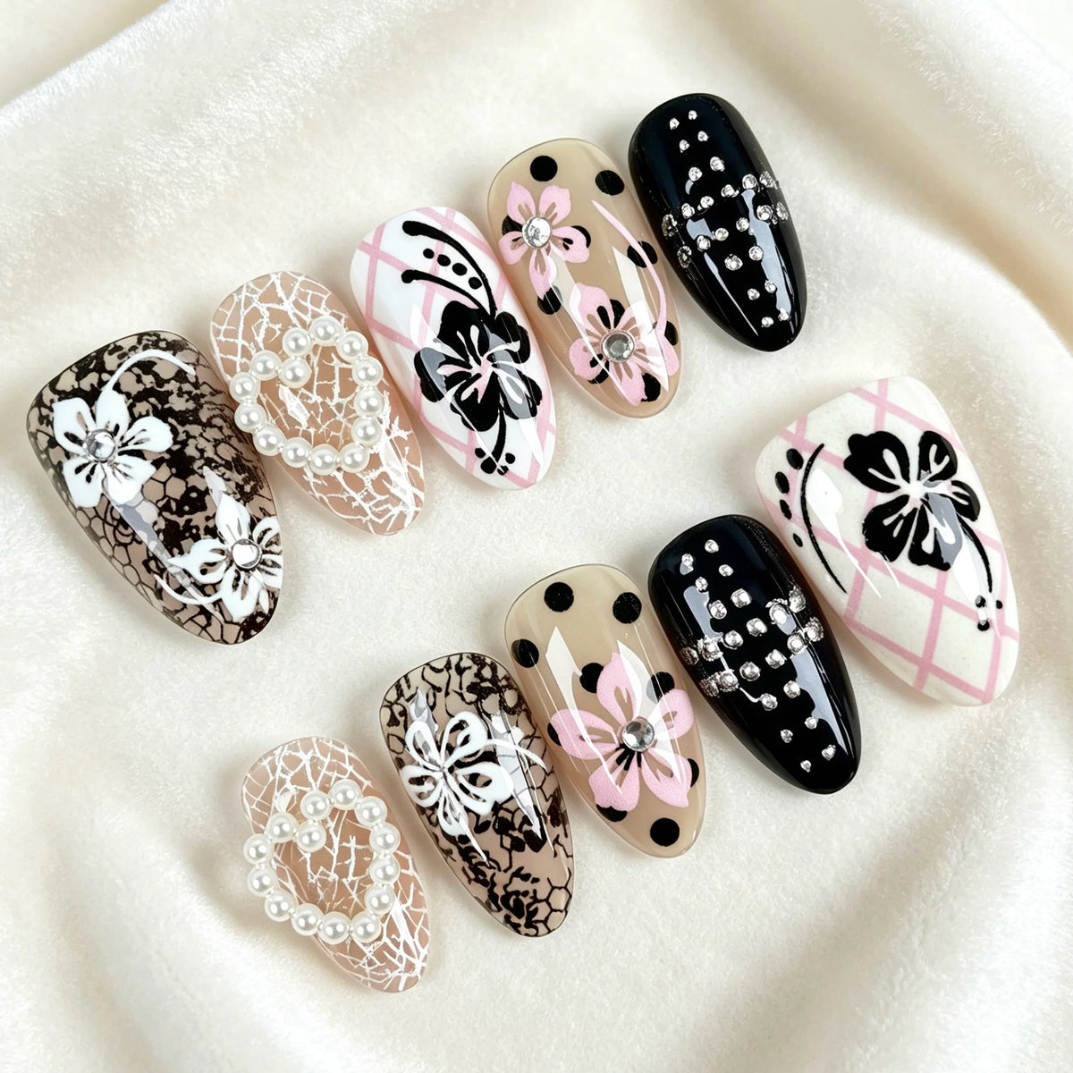 Press-On Nail Set Floral Design Peel & Stick Long-Lasting