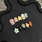 Press-On Nail Set Floral Design Pre-Applied Adhesive