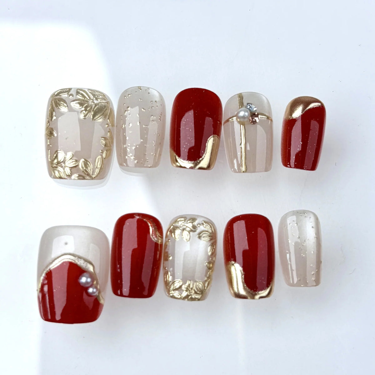 Press-On Nail Set Floral Design Reusable & Custom Fit