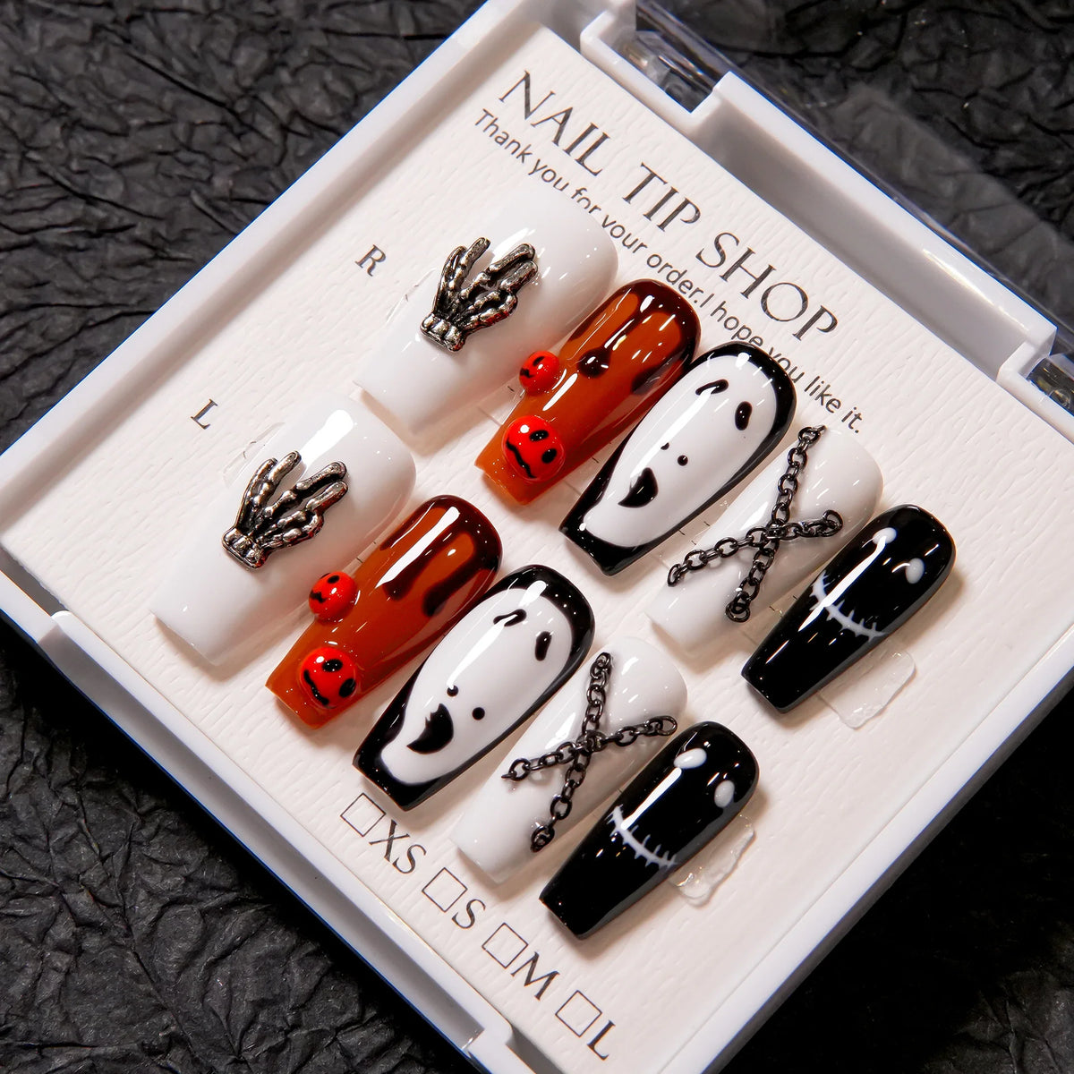 Press-On Nail Set Floral Design Reusable & Long-Lasting