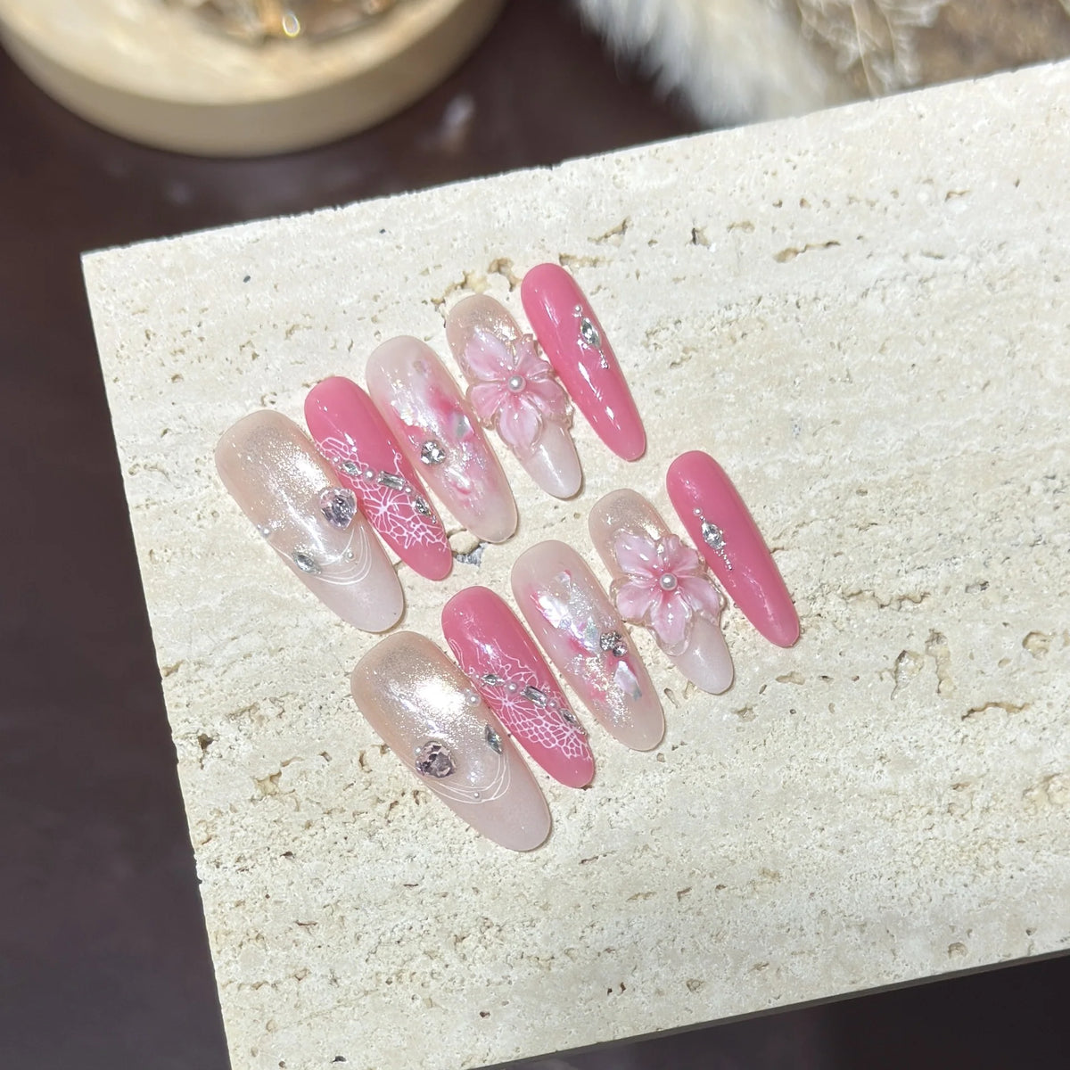 Press-On Nail Set Floral Design Reusable Oval Shape
