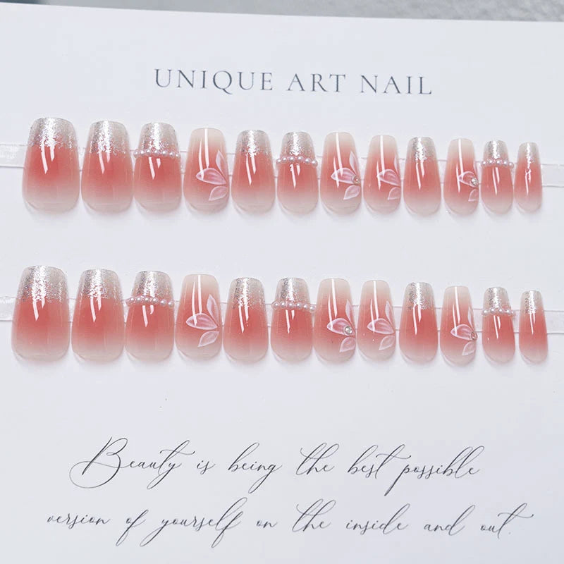 Press-On Nail Set Floral Design Reusable Strong Adhesive