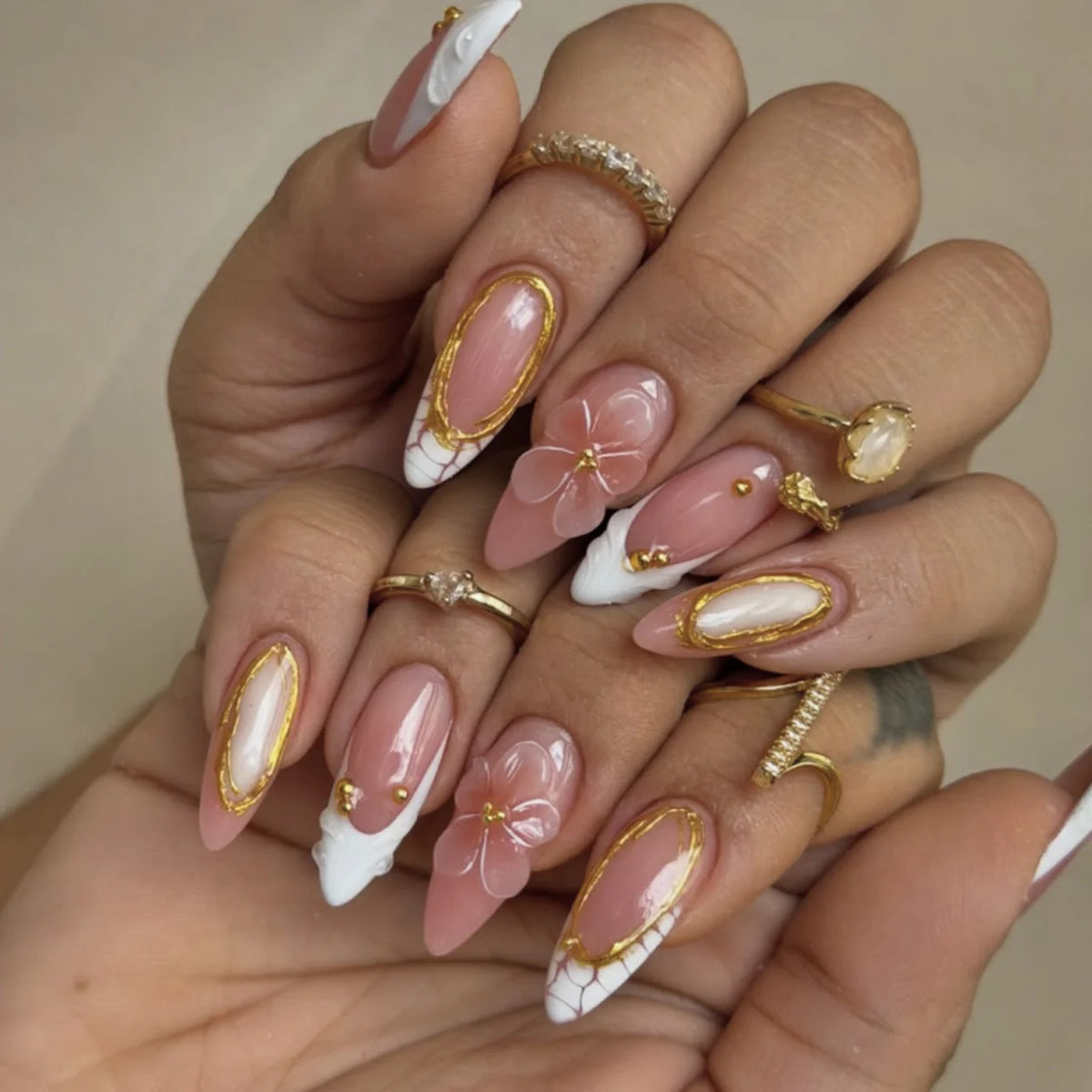 Press-On Nail Set Floral Design & Rhinestones