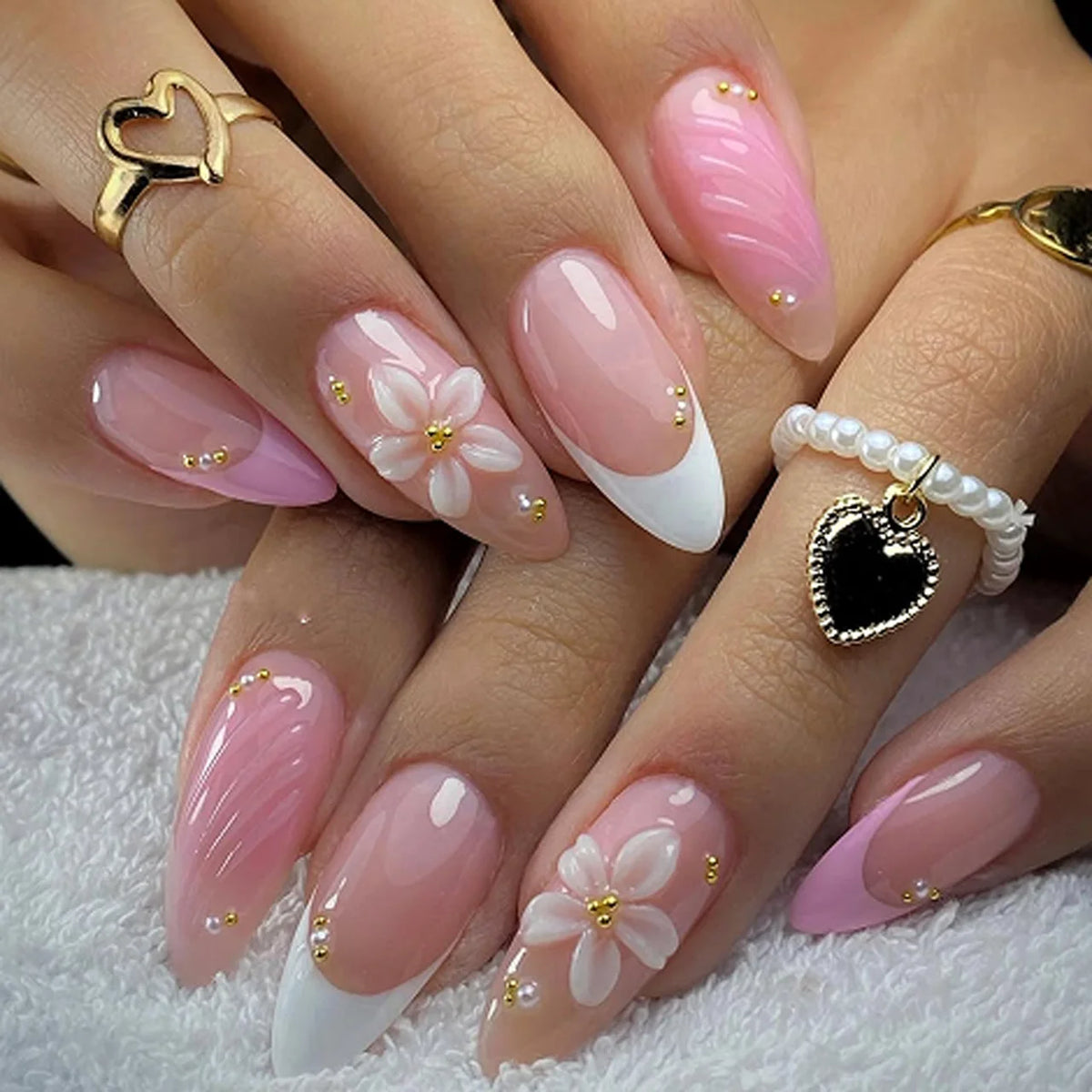 Press-On Nail Set Floral Design & Rhinestones