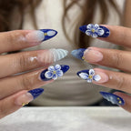 Press-On Nail Set Floral Design & Rhinestones