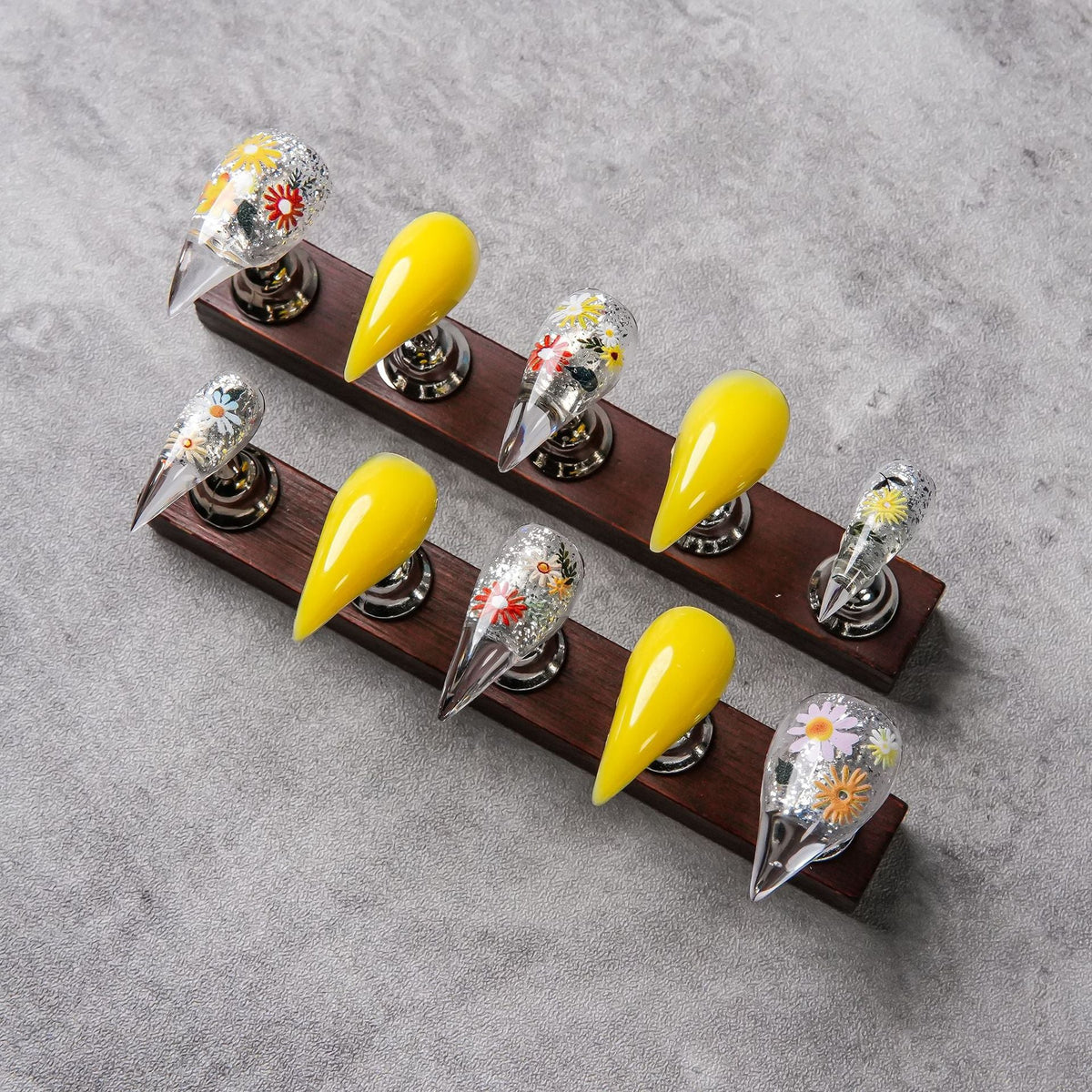 Press-On Nail Set Floral Design & Yellow Tips