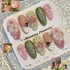 Press-On Nail Set Floral Designs 30 Pieces & Jelly Gel Adhesive