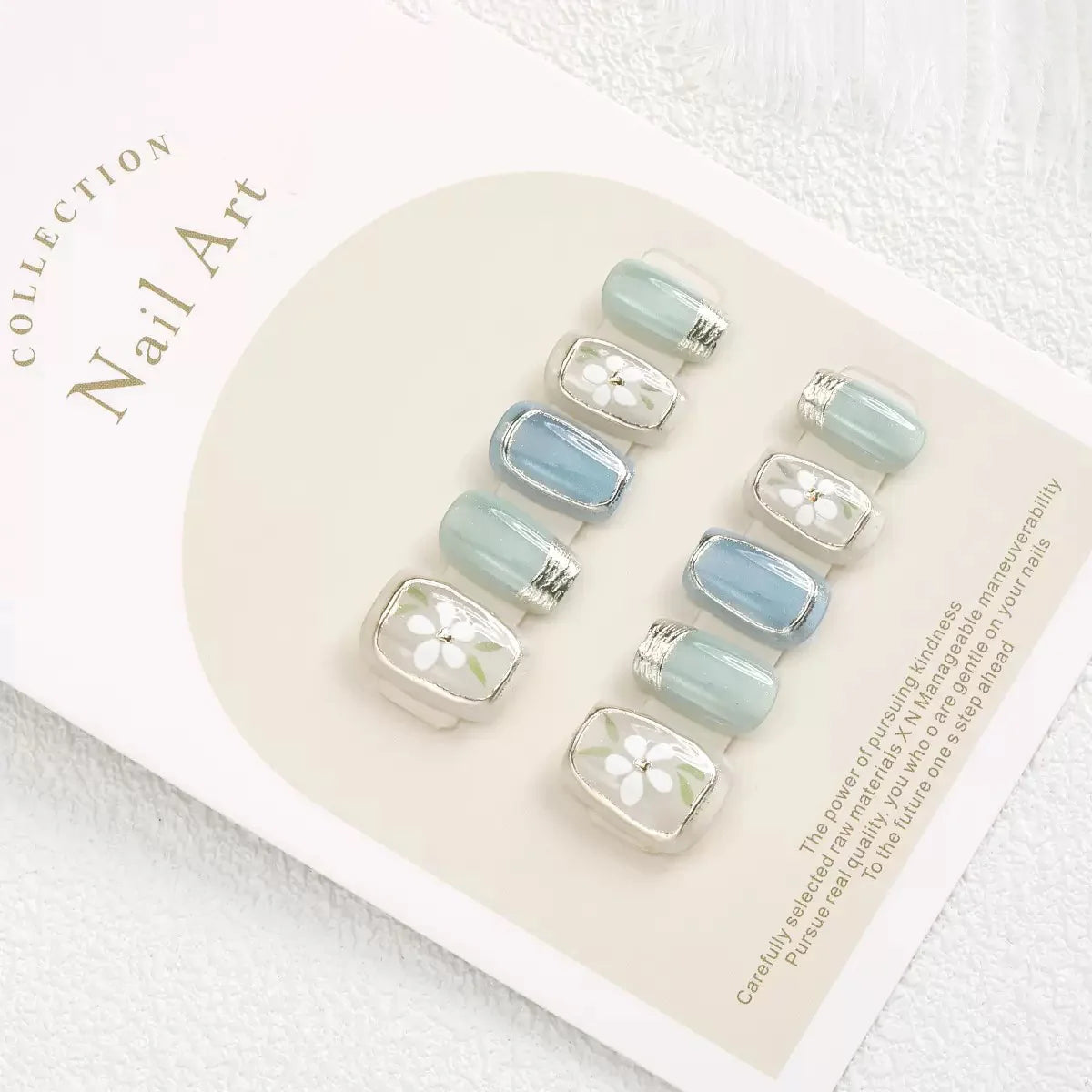 Press-On Nail Set Floral Designs & Adhesive Kit