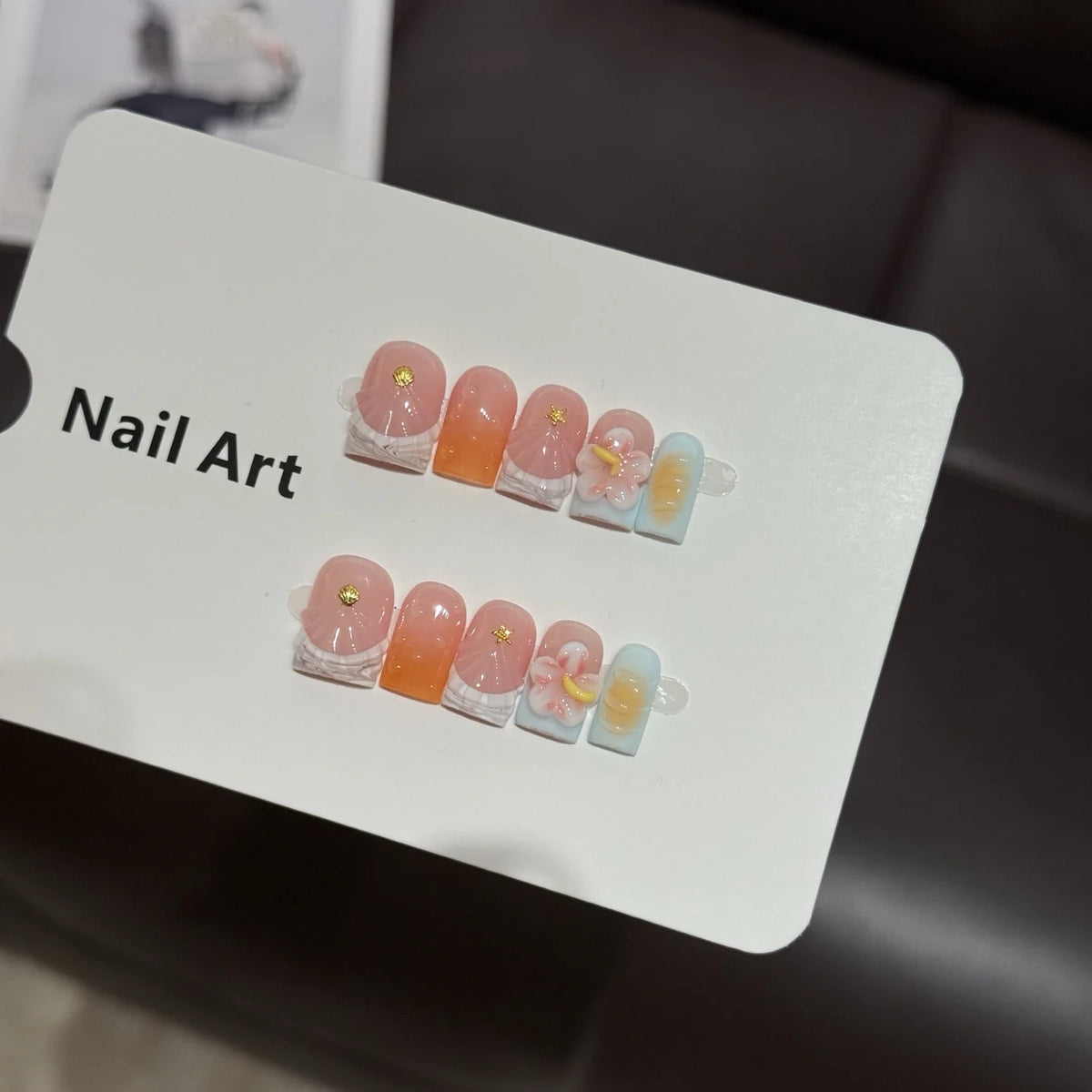 Press-On Nail Set Floral Designs Almond Shape
