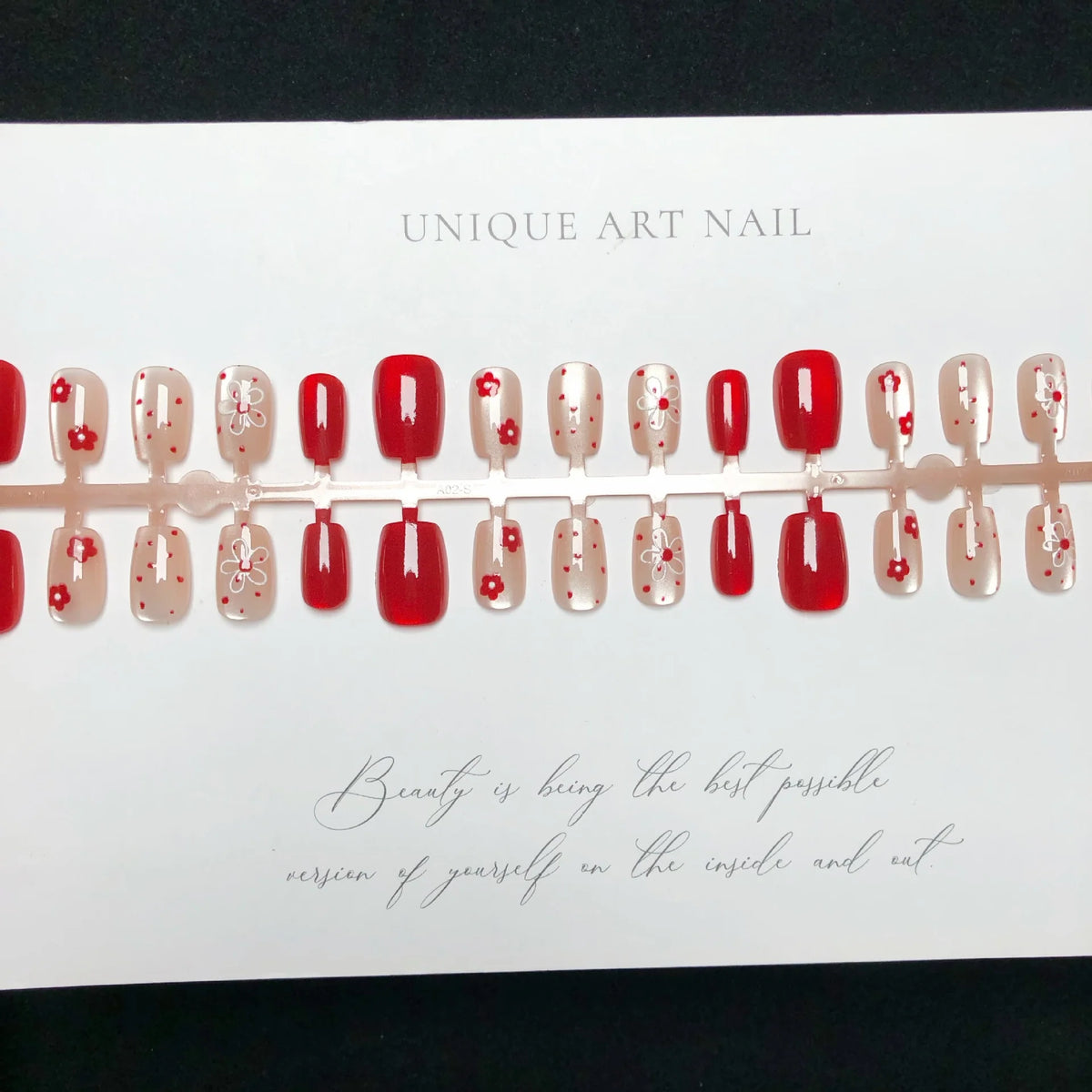 Press-On Nail Set Floral Designs Custom Fit