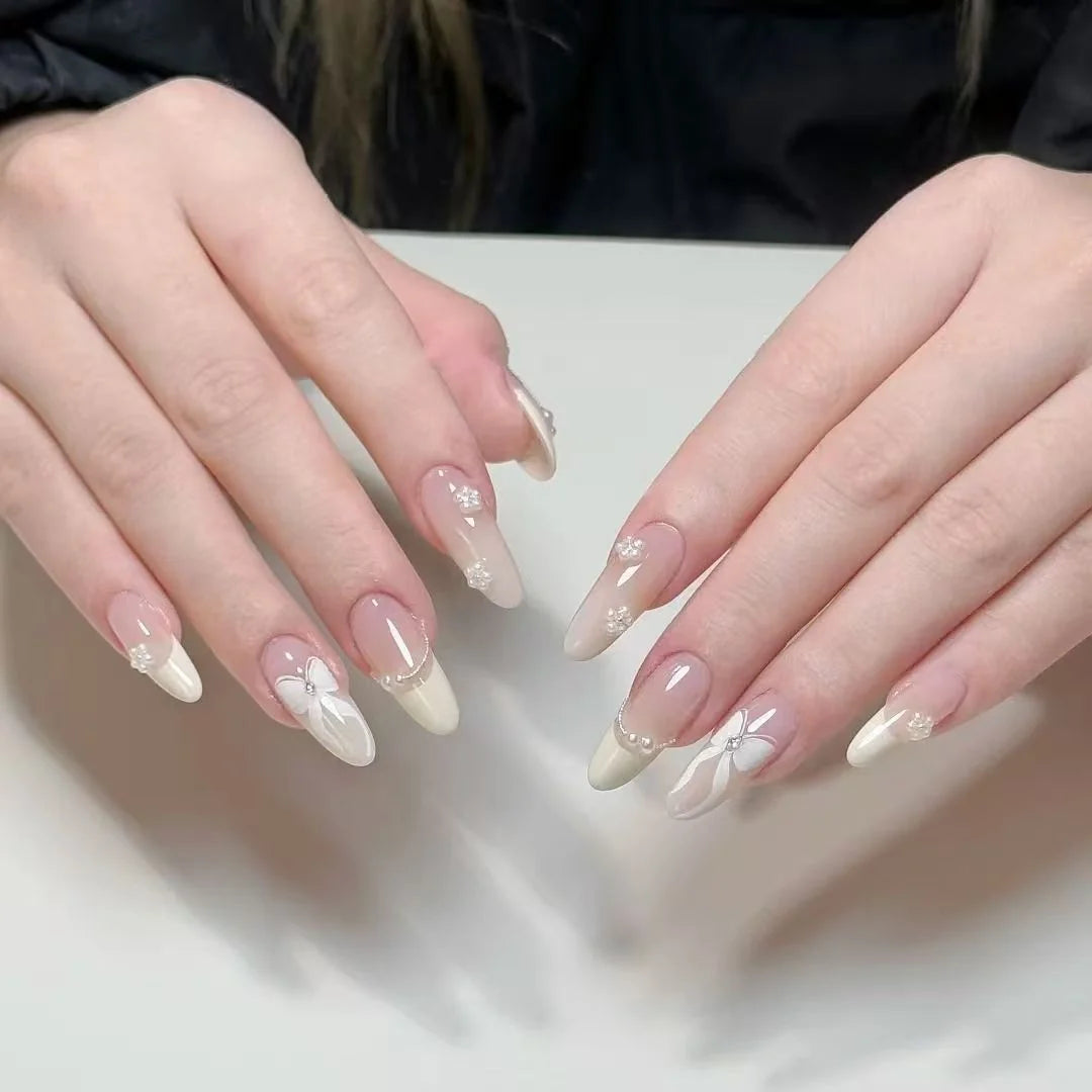 Press-On Nail Set Floral Designs Easy Application