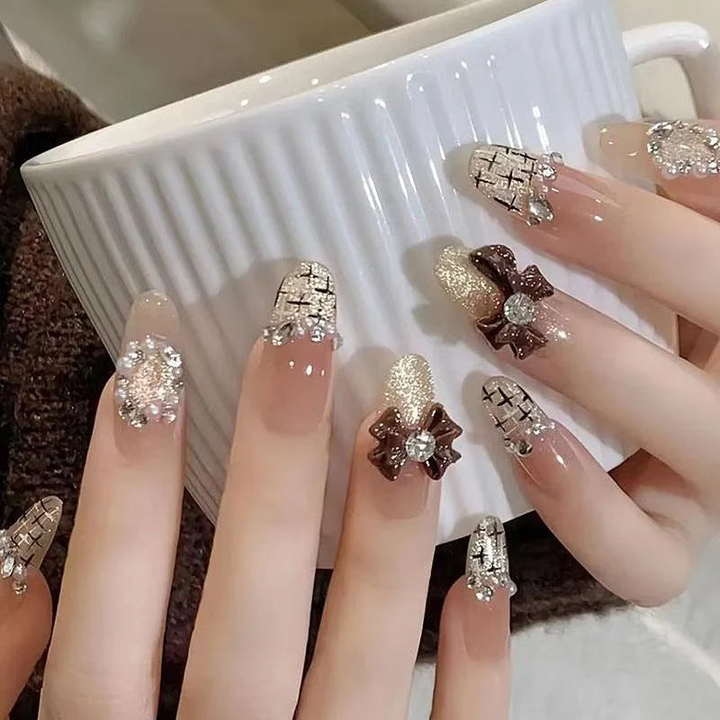 Press-On Nail Set Floral Designs Easy Application