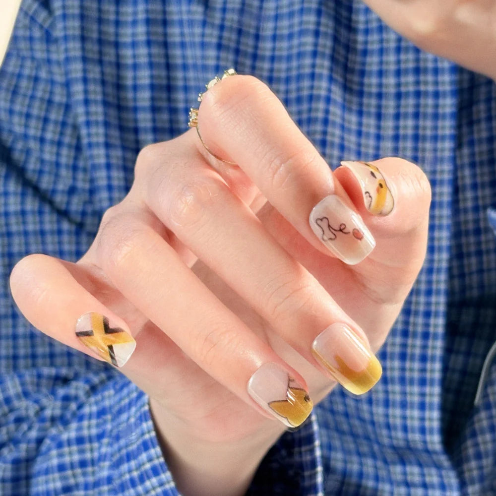 Press-On Nail Set Floral Designs Easy Application