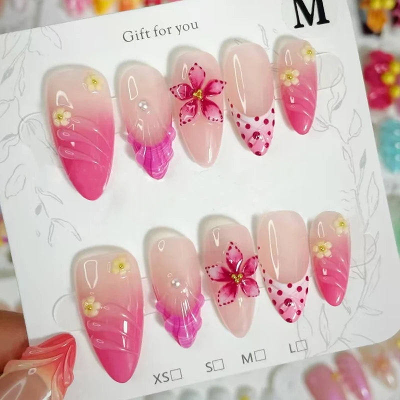 Press-On Nail Set Floral Designs Easy Application & Long-Lasting