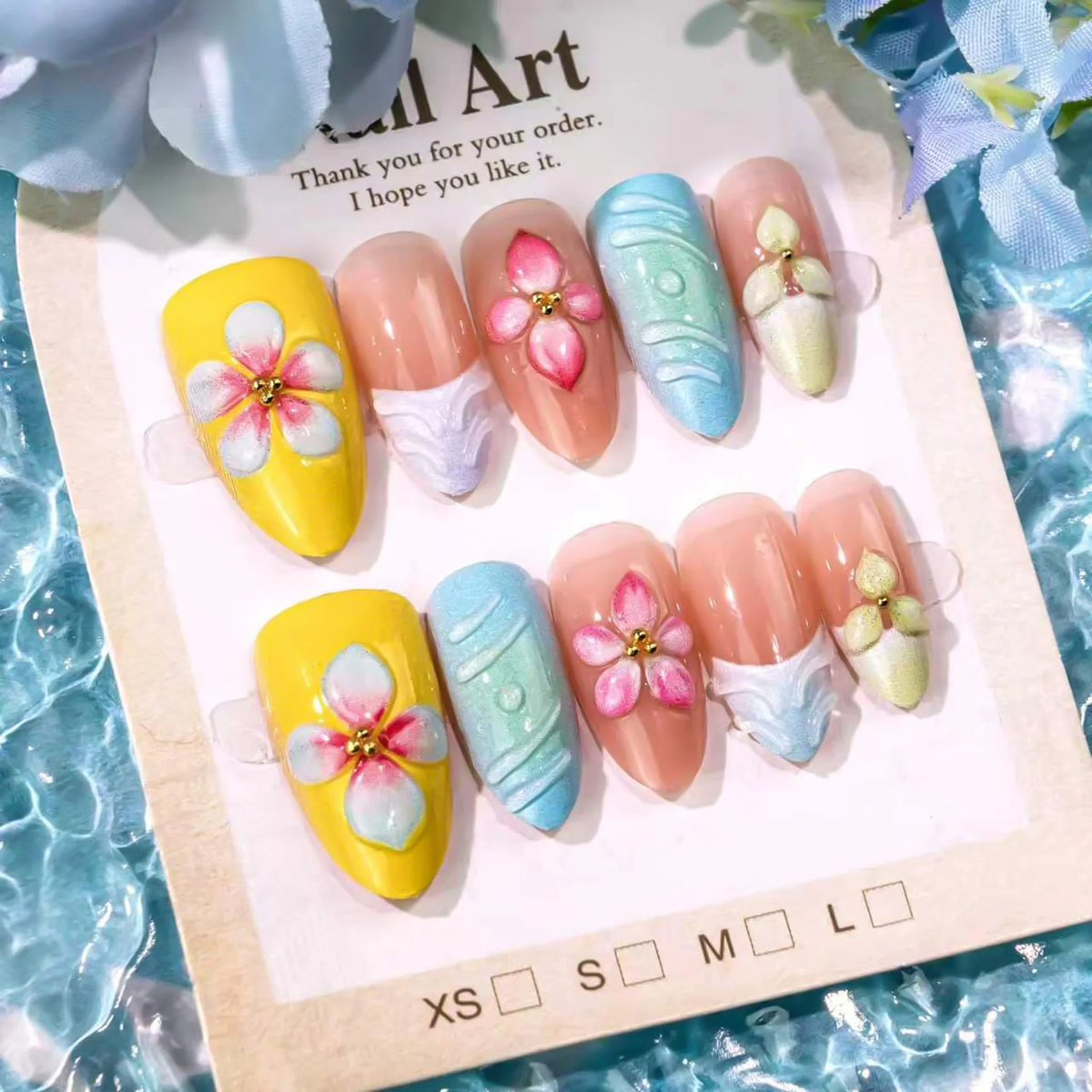 Press-On Nail Set Floral Designs Long-Lasting Wear