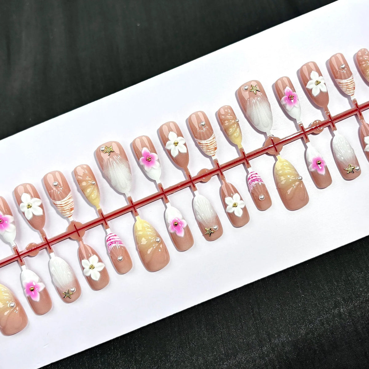 Press-On Nail Set Floral Designs No Glue
