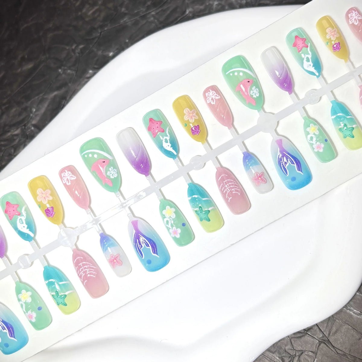 Press-On Nail Set Floral Designs Pre-Applied Adhesive Multiple Sizes