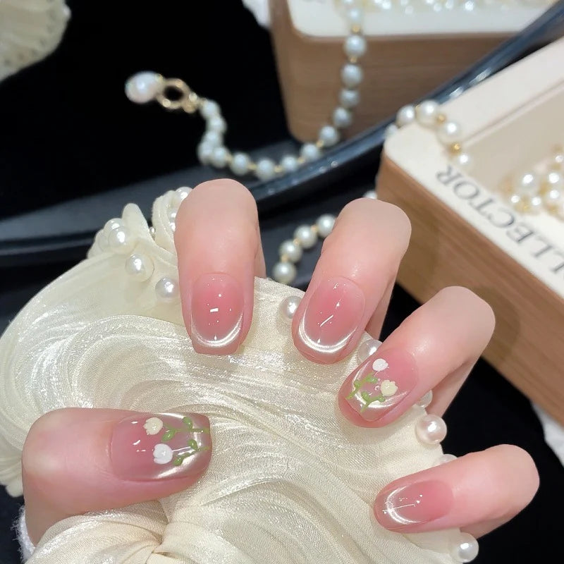 Press-On Nail Set Floral Designs Quick & Comfortable