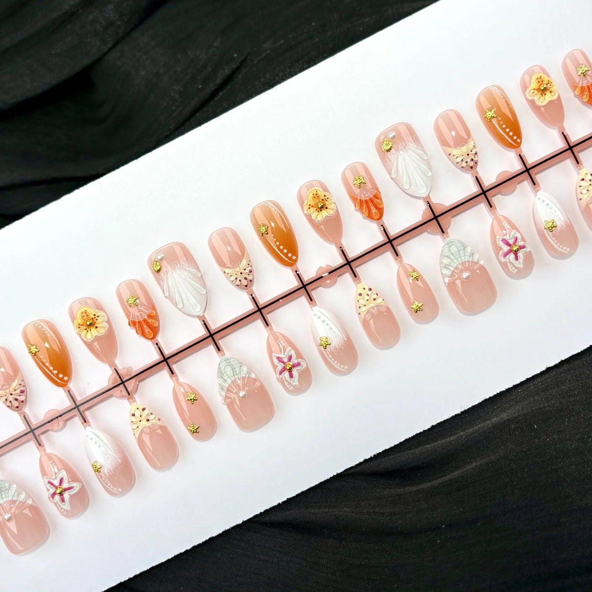 Press-On Nail Set Floral Designs Reusable & Easy Application