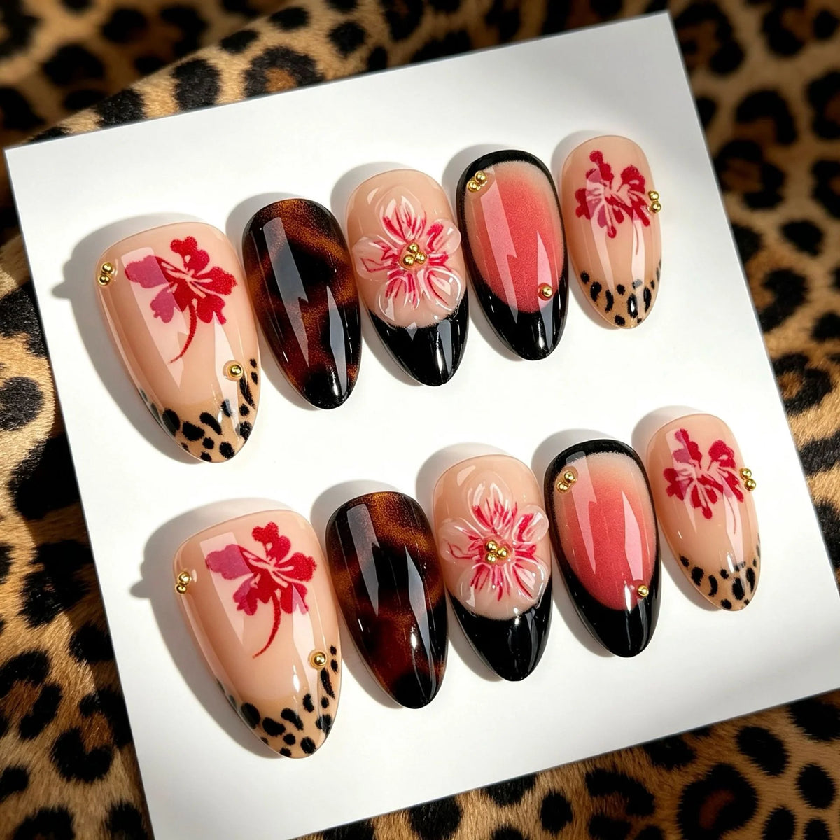 Press-On Nail Set Floral Designs Reusable & Easy Application