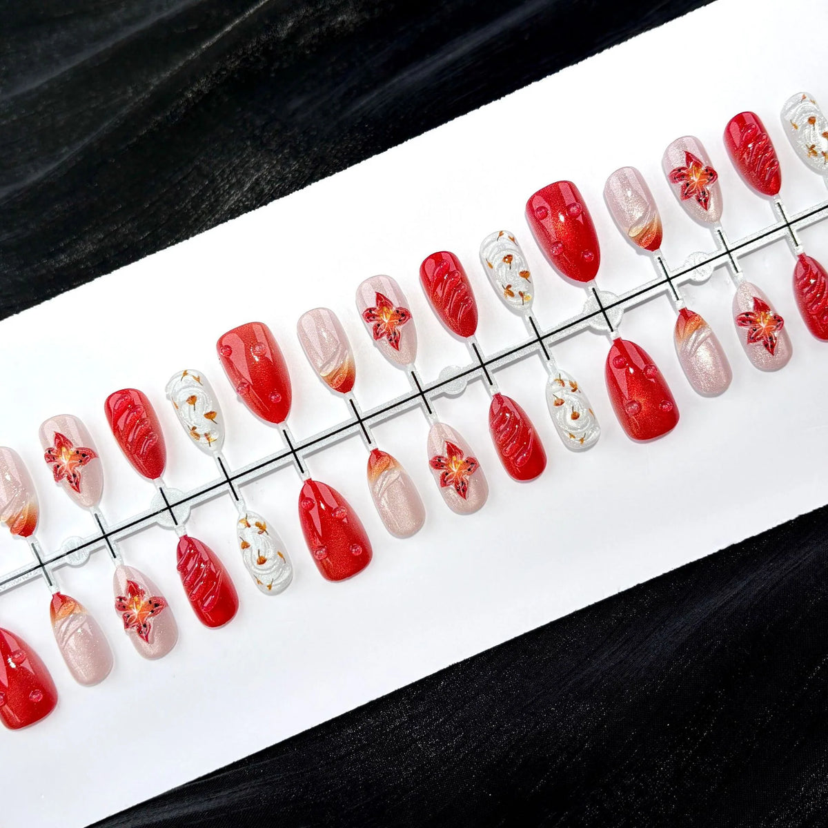 Press-On Nail Set Floral Designs Reusable Salon-Quality