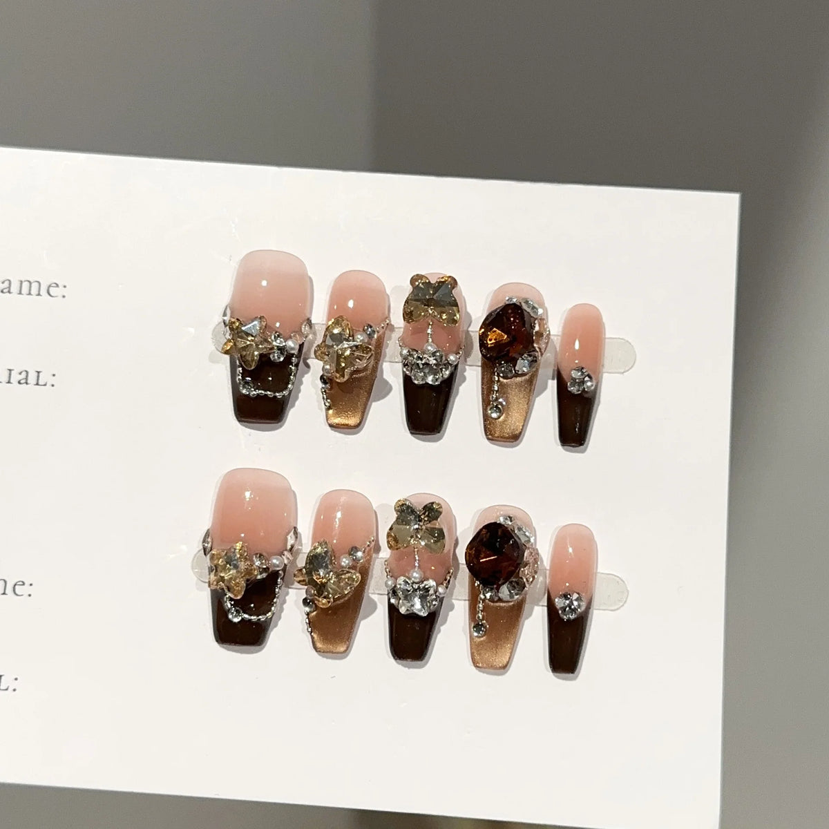 Press-On Nail Set Floral Embellished No Glue