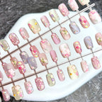 Press-On Nail Set Floral Embellished Reusable & Natural-Looking