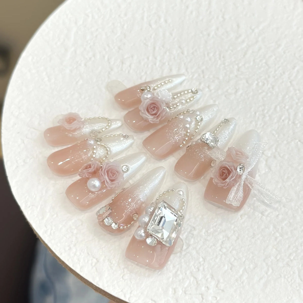 Press-On Nail Set Floral Embellishments & Pearls Comfort Fit