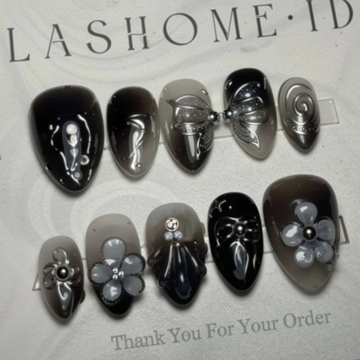 Press-On Nail Set Floral & Gem Accents
