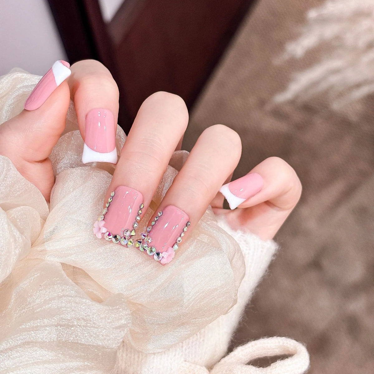 Press-On Nail Set Floral & Gem Accents Easy Application