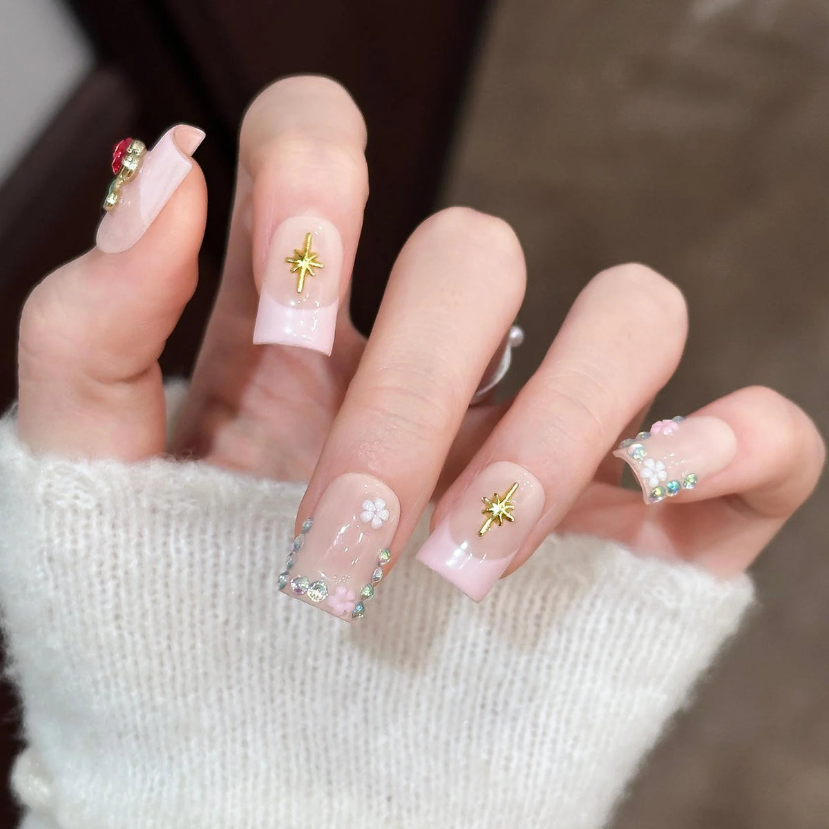 Press-On Nail Set Floral & Gem Accents Peel And Stick