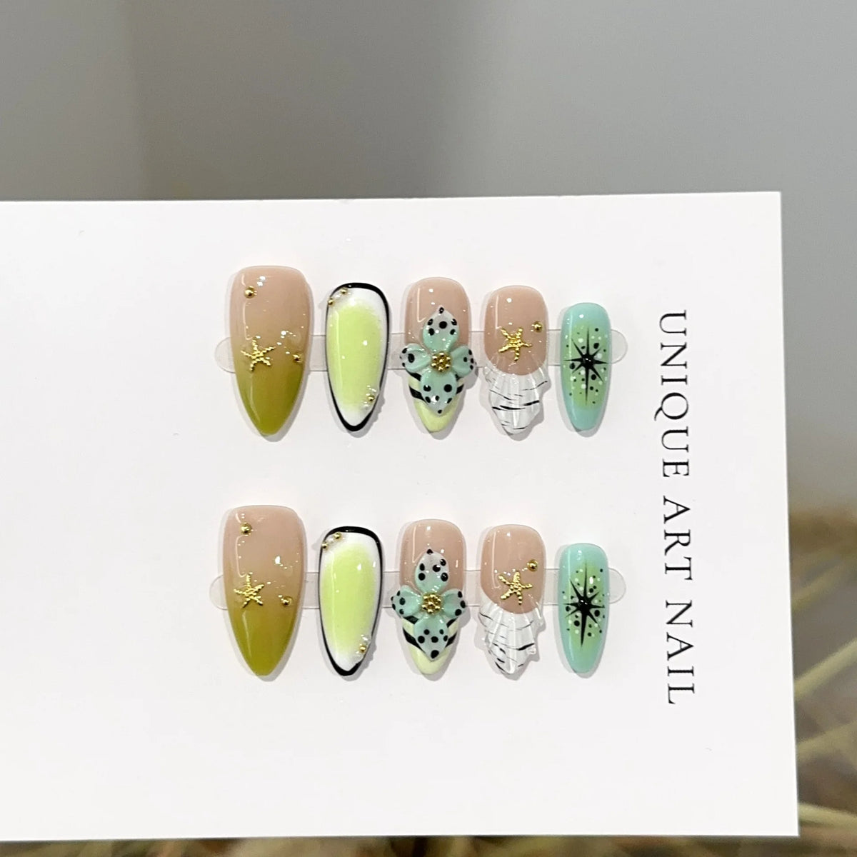 Press-On Nail Set Floral & Gemstone Gel-Look