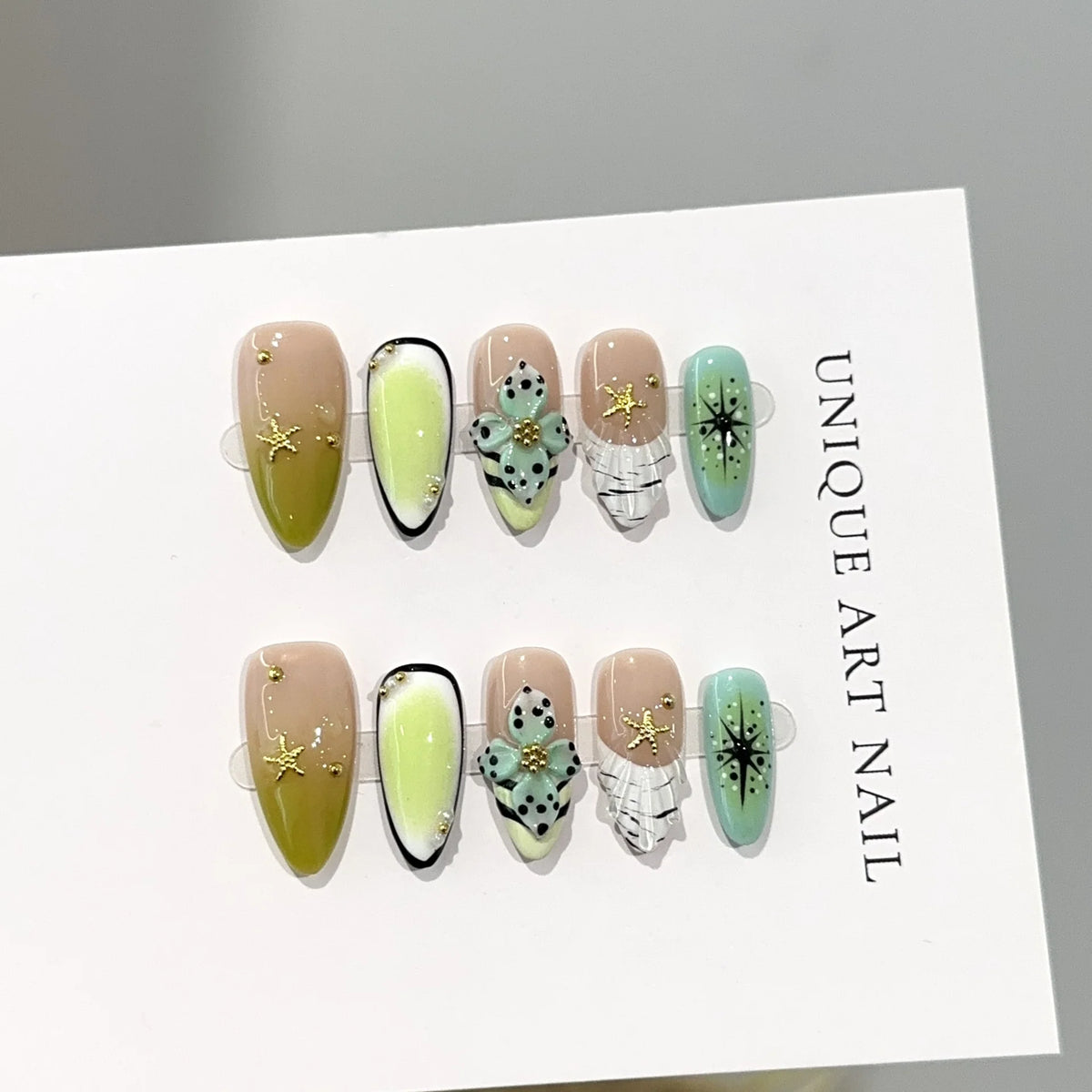 Press-On Nail Set Floral & Gemstone Gel-Look
