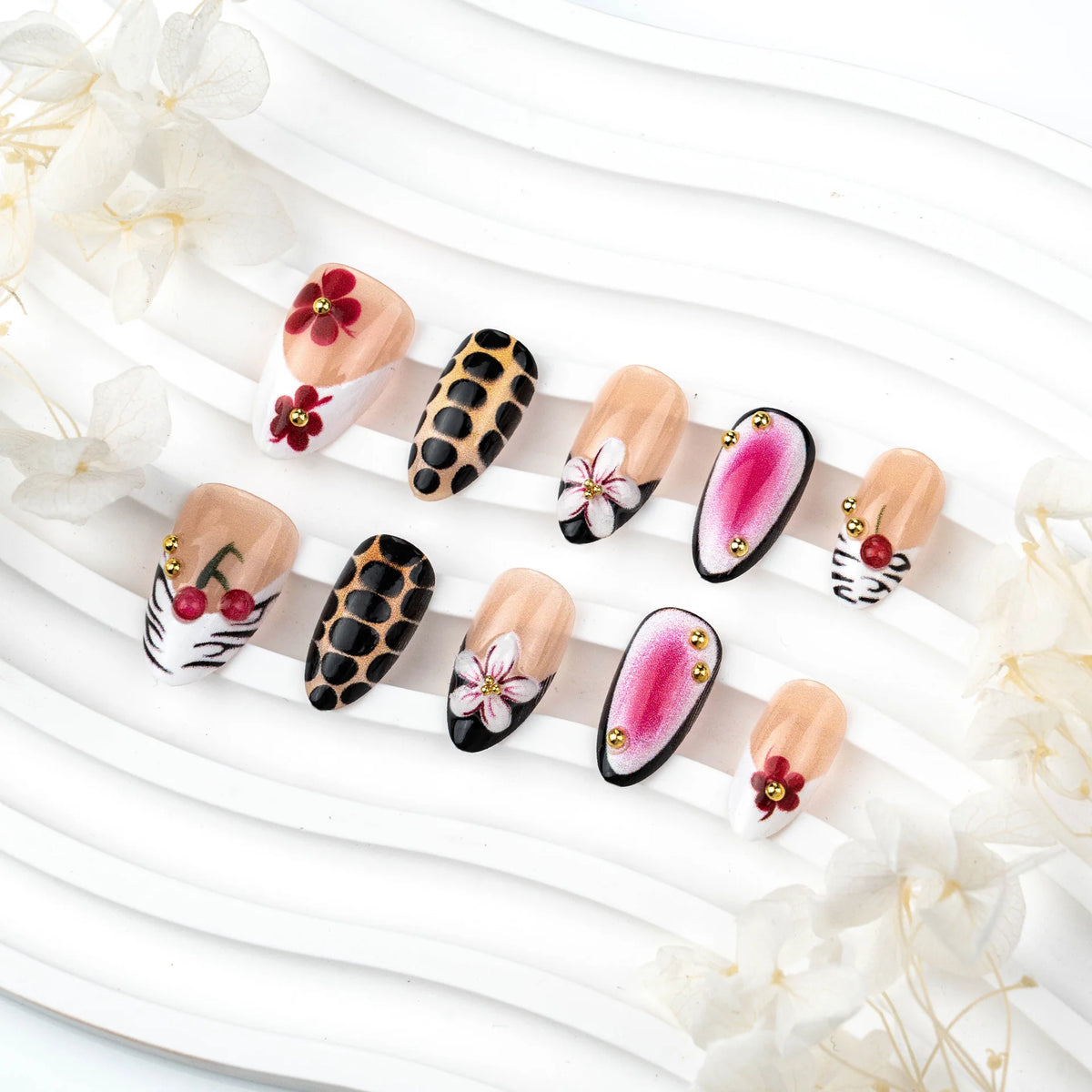 Press-On Nail Set Floral & Geometric Quick-Apply Comfort Fit