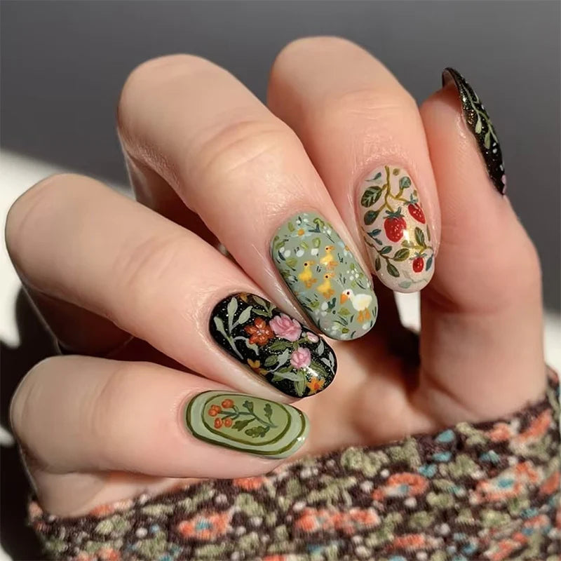 Press-On Nail Set Floral & Glitter 35 Nail Tips
