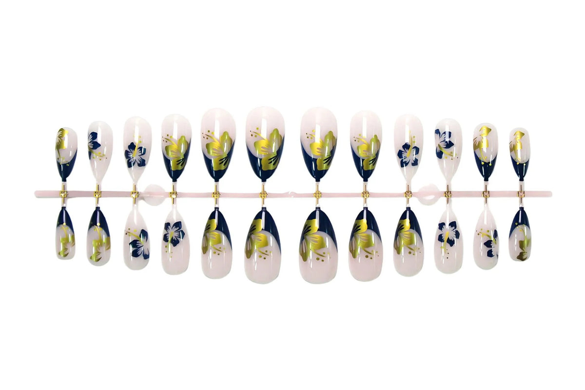 Press-On Nail Set Floral & Gold 24-Piece