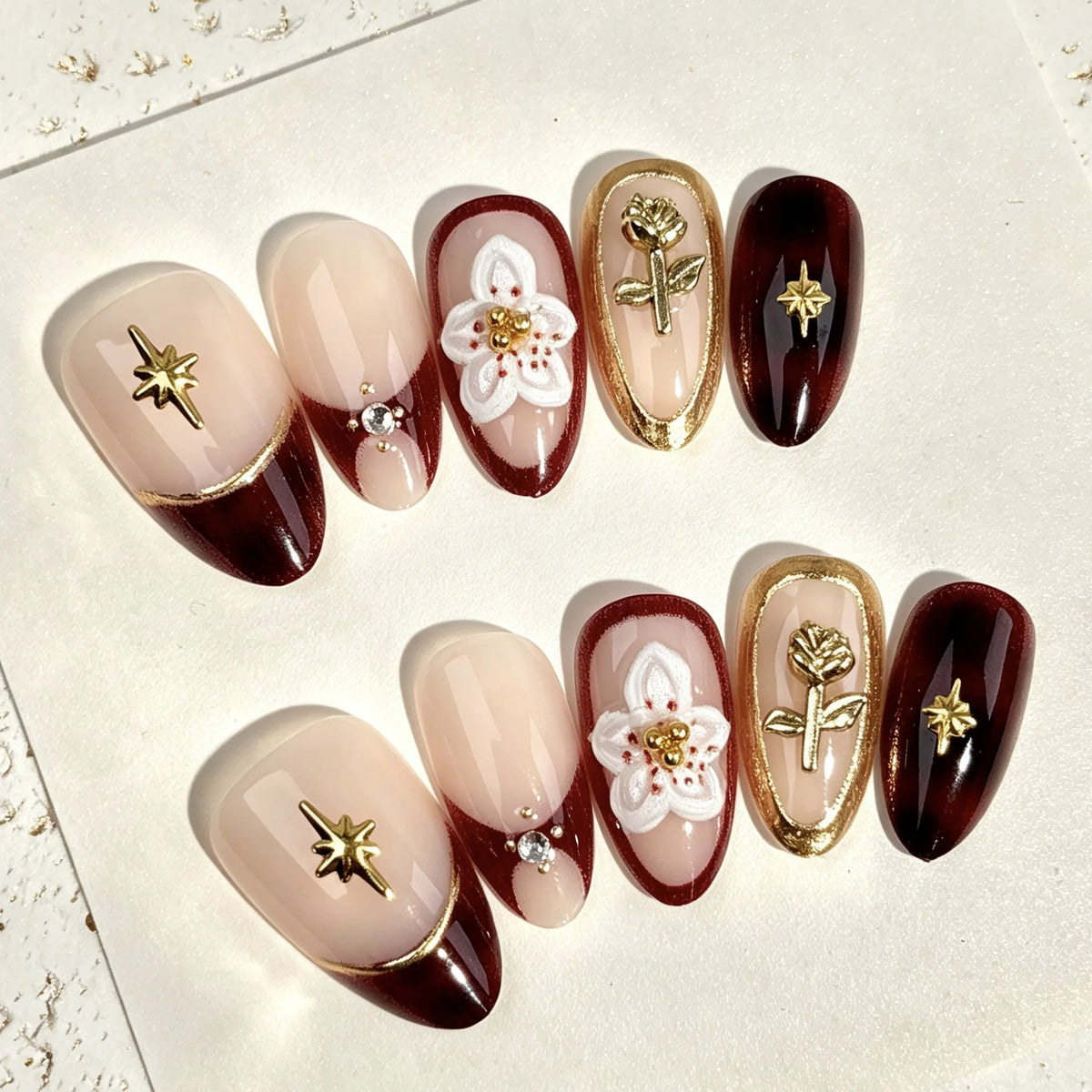 Press-On Nail Set Floral Gold Accents Long-Lasting